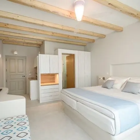 Antony Suites And Residences (Adults Only) Naxos City
