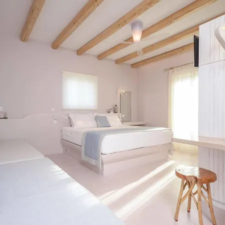 Hotel Antony Suites And Residences (Adults Only) 3*